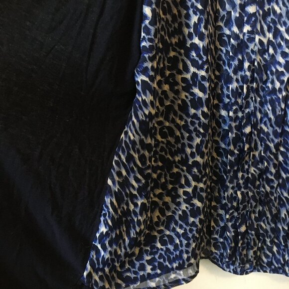 Dark Navy Blue Open Waterfall Cardigan With Pintuck Blue Animal Print Tank Top - Picture 7 of 16